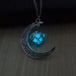 Glowing Ramadan Crescent Necklace – Elegant Spiritual Pendant - Image 8